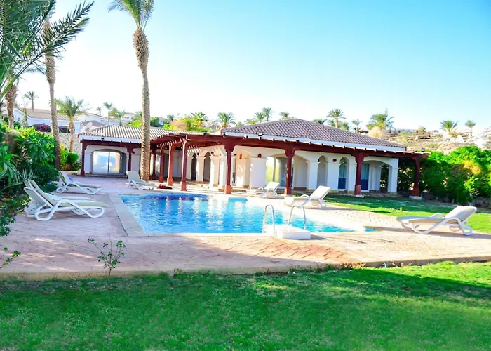 In Sheikh2 Villa *